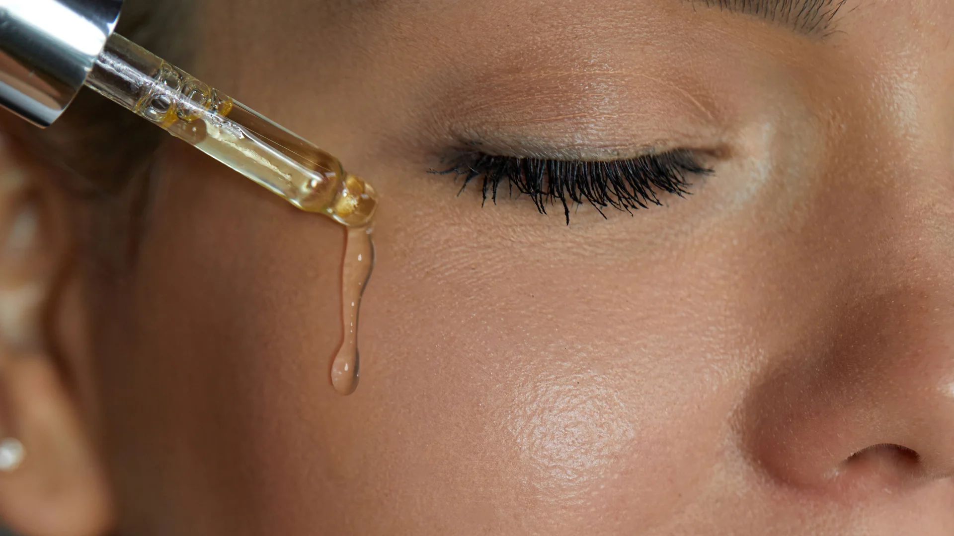 Cómo usar el retinol en la piel para transformar tu rostro